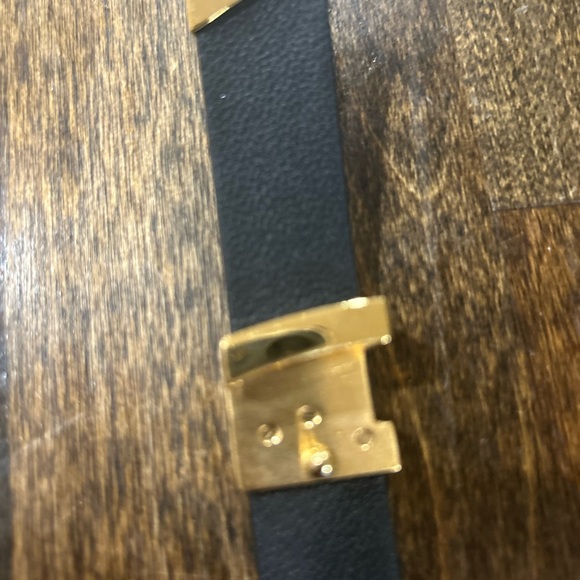 EUC Louis Vuitton LV Initiales 20MM belt size 80 - Picture 3 of 5